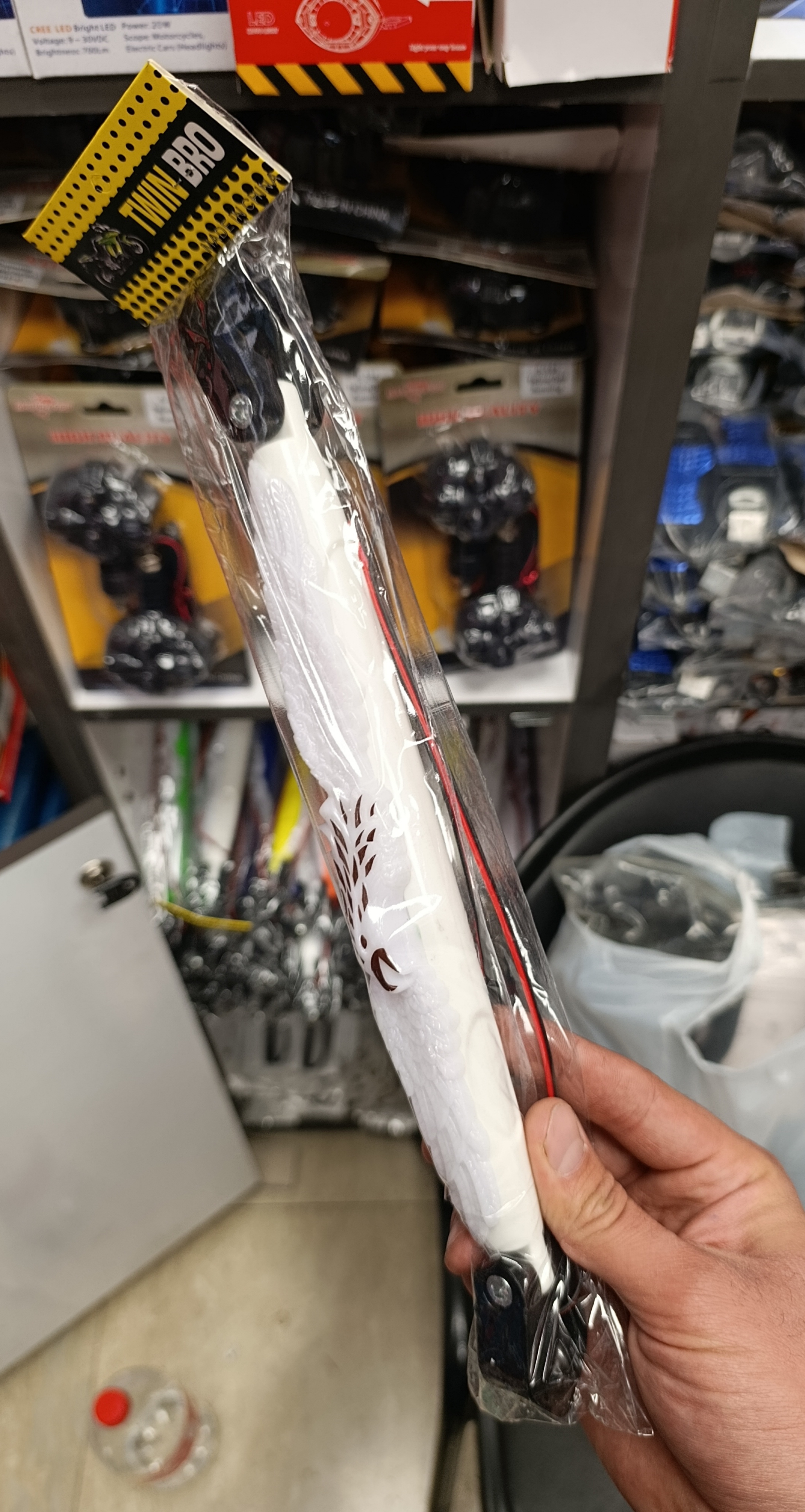 رنتال یا دستگیره فرمان چراغ دار هفت رنگ موتورسیکلت